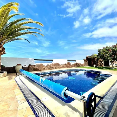 Vila Estupenda Con Wifi, Piscina Privada, Bbq En Tenerife Sur Costa Adeje (Tenerife)